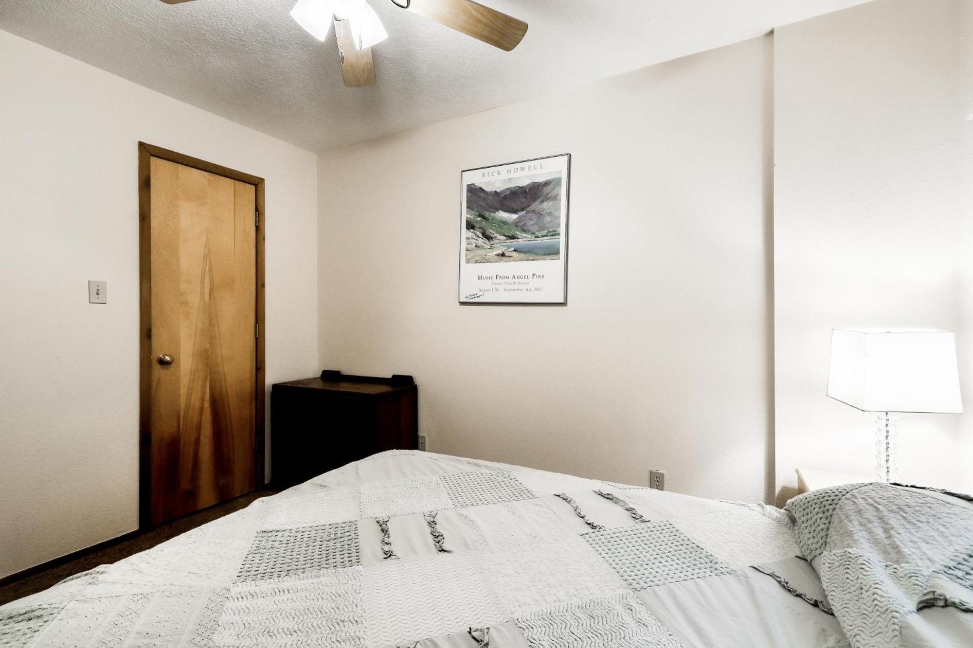 Lift Condos Angel Fire Chambre photo